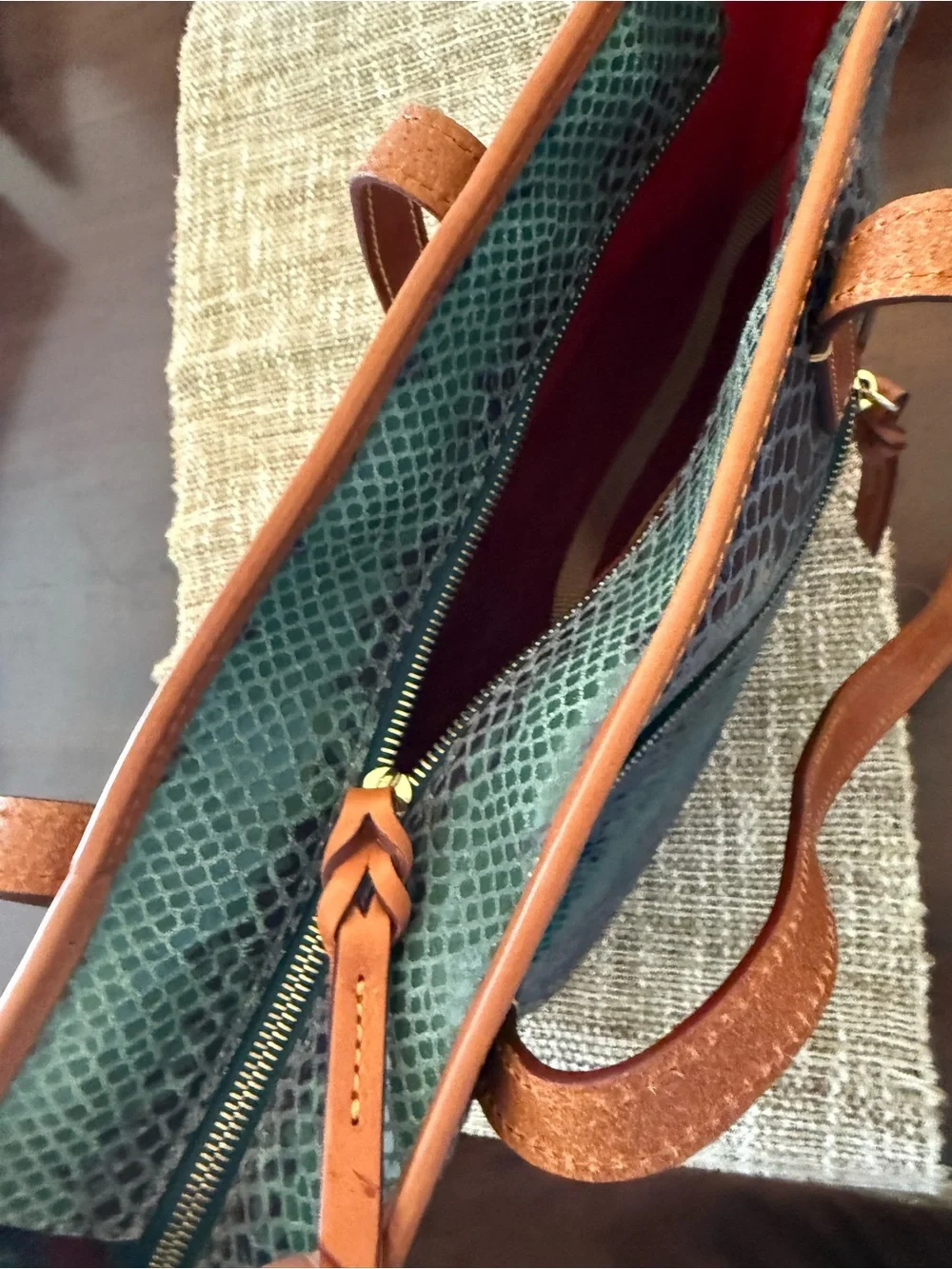 Dooney & Bourke Emerald Snake-Embossed Leather Messenger (charleston shopper)